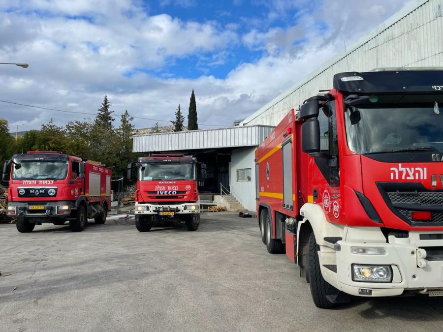 اندلاع حريق في مصنع دلتا كرمئيل .